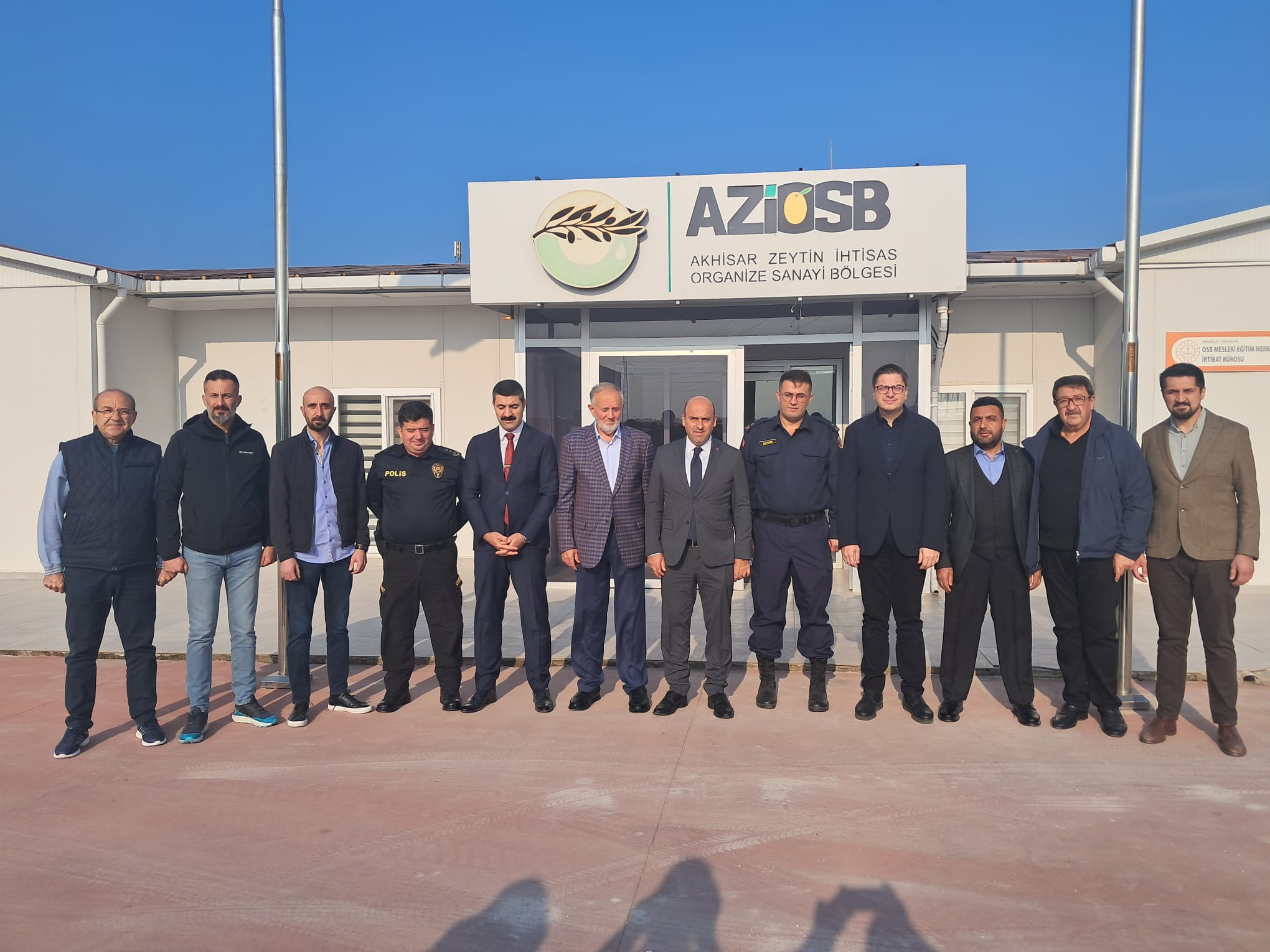 Akhisar İhtisas Zeytin OSB'nin yeni yönetimine yerinde ziyarette bulundu